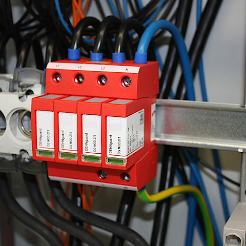 Über­spannungs­schutz bei EHS-Elektrotechnik in Schwaig